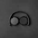 Auriculares y altavoces